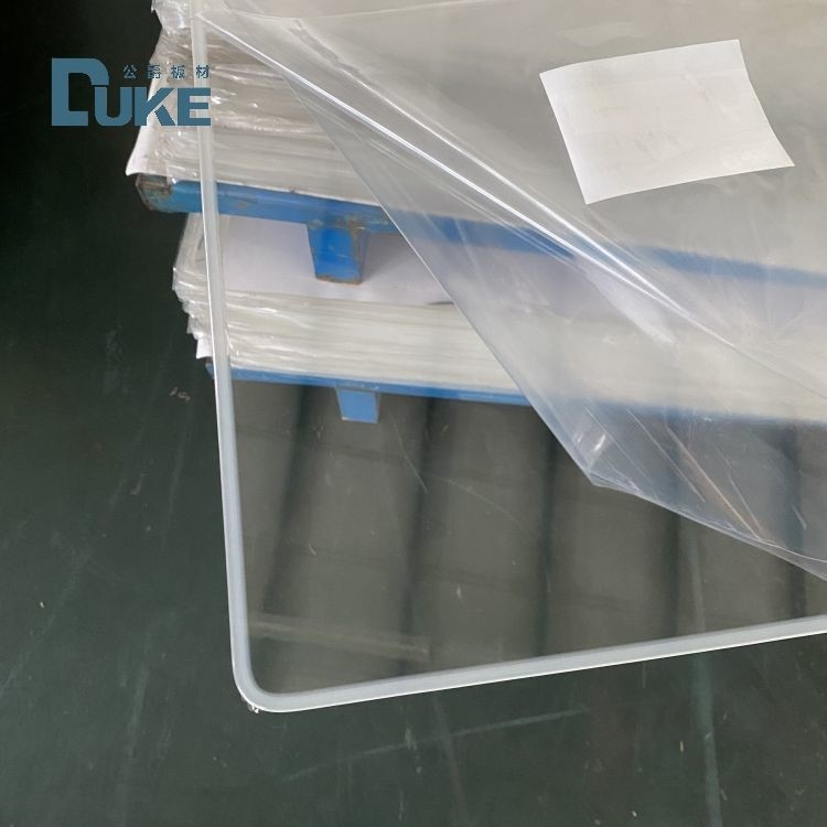 Folha acrílica fundida de grau óptico 100% virgem Mitsubishi MMA Alta clareza 92% Precisão de espelho 10mm 2mm Corte de placa UV
