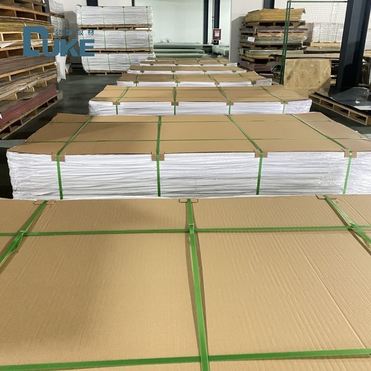 DUKE Grade sanitário Antimold 3 mm Banheira PMMA Branca Folha de Acrílico Cast PE 5 mm 8 mm Serviço de corte personalizável