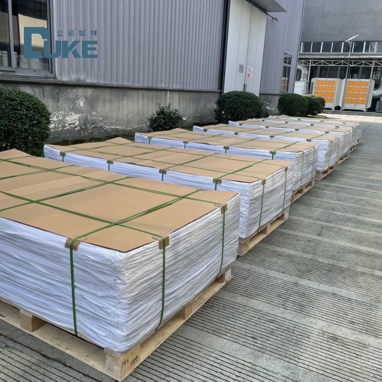 DUKE Grade sanitário Antimold 3 mm Banheira PMMA Branca Folha de Acrílico Cast PE 5 mm 8 mm Serviço de corte personalizável