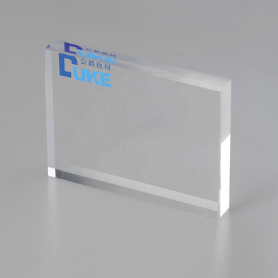 O corte feito sob encomenda PMMA do laser do OEM moldou folhas acrílicas plásticas claras
