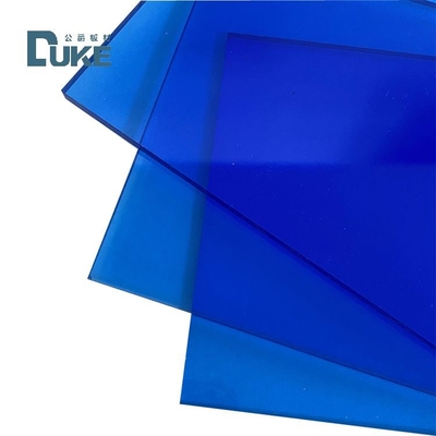 Folha de plexiglás fundido de cor azul claro translúcido inquebrável