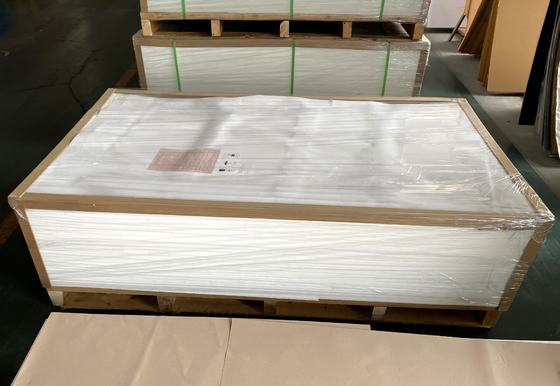 folha acrílica de Opal White Sanitary Cast Plastic da casa de banho com chuveiro de 2.8mm